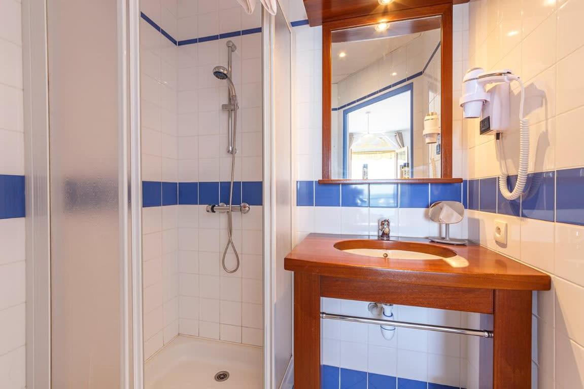 Les Pieds Dans L'Eau - Appartment 1 - Vue Mer Канкаль Екстер'єр фото